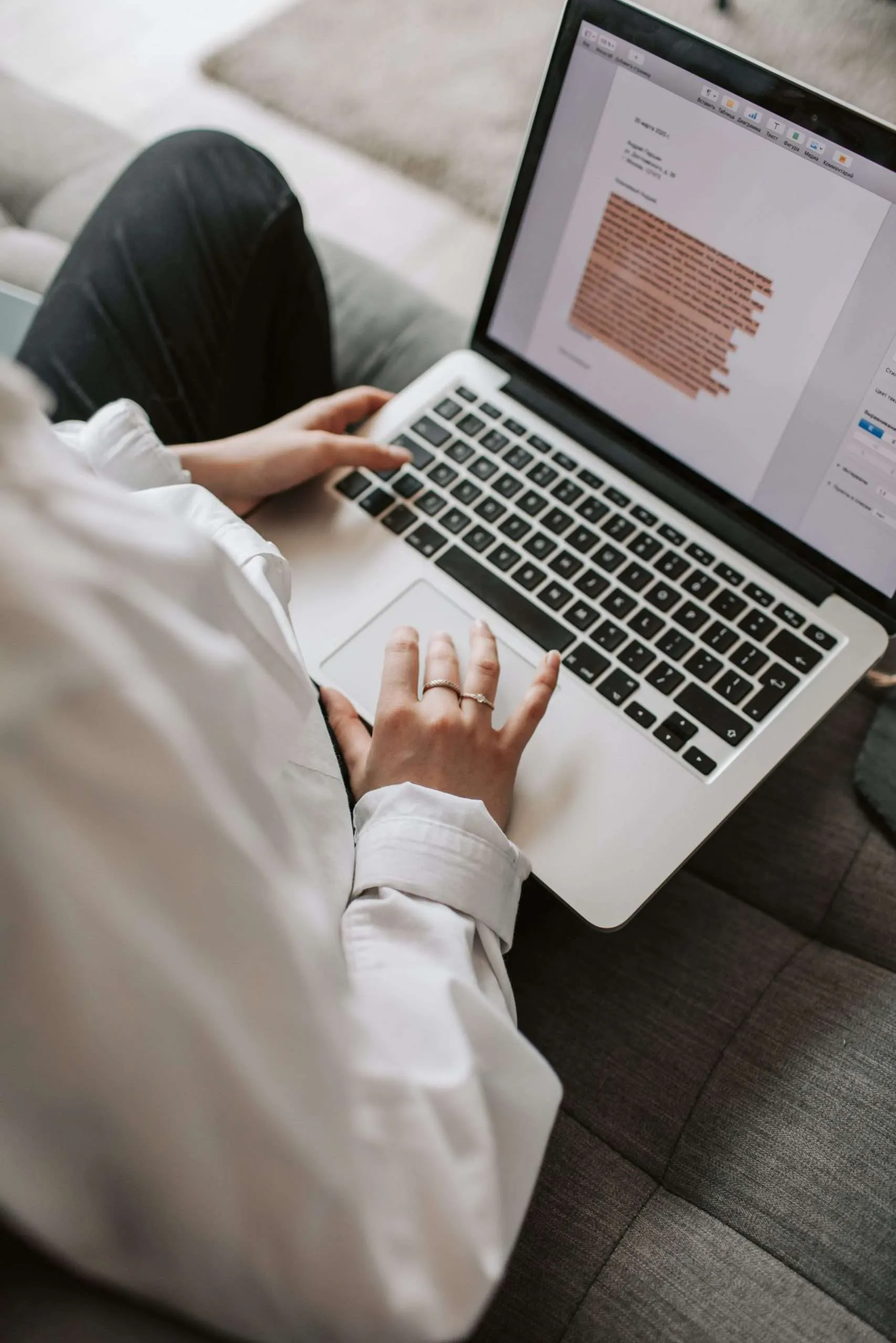 LinkedIn Stories is coming how can brands benefit from it
